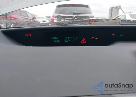 2005 Toyota Prius from USA, damaged, VIN JTDKB22U153080381